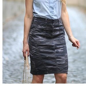 Loft camo pencil skirt
